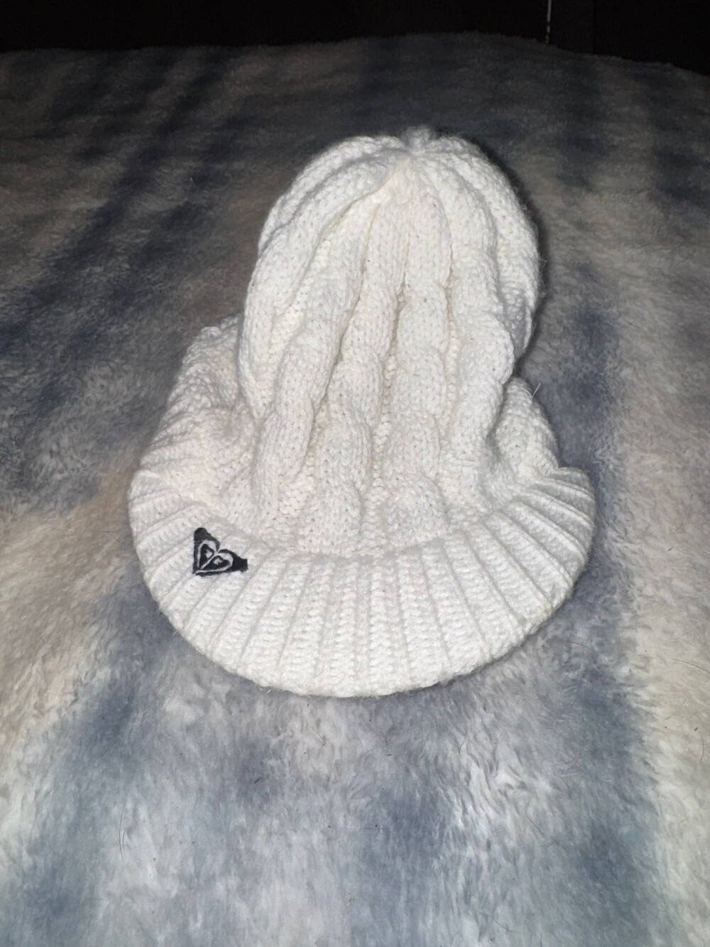 Roxy White Acrylic Beanie Cable Knit Winter Hat